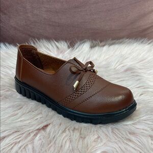 Stylish Brown Women's Loafer with Bow Detail